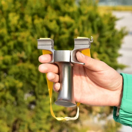Lanceur Métallique Ergonomique de Précision