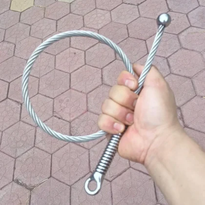 Fouet Tactique Flexible en Acier Inoxydable