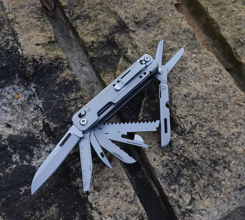 Outil pliant multifonction edc complet
