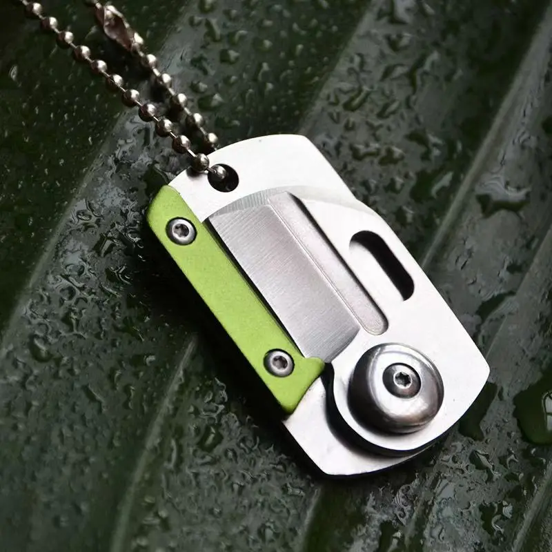 Mini Outil Pliable Format Plaque | BushcraftKit