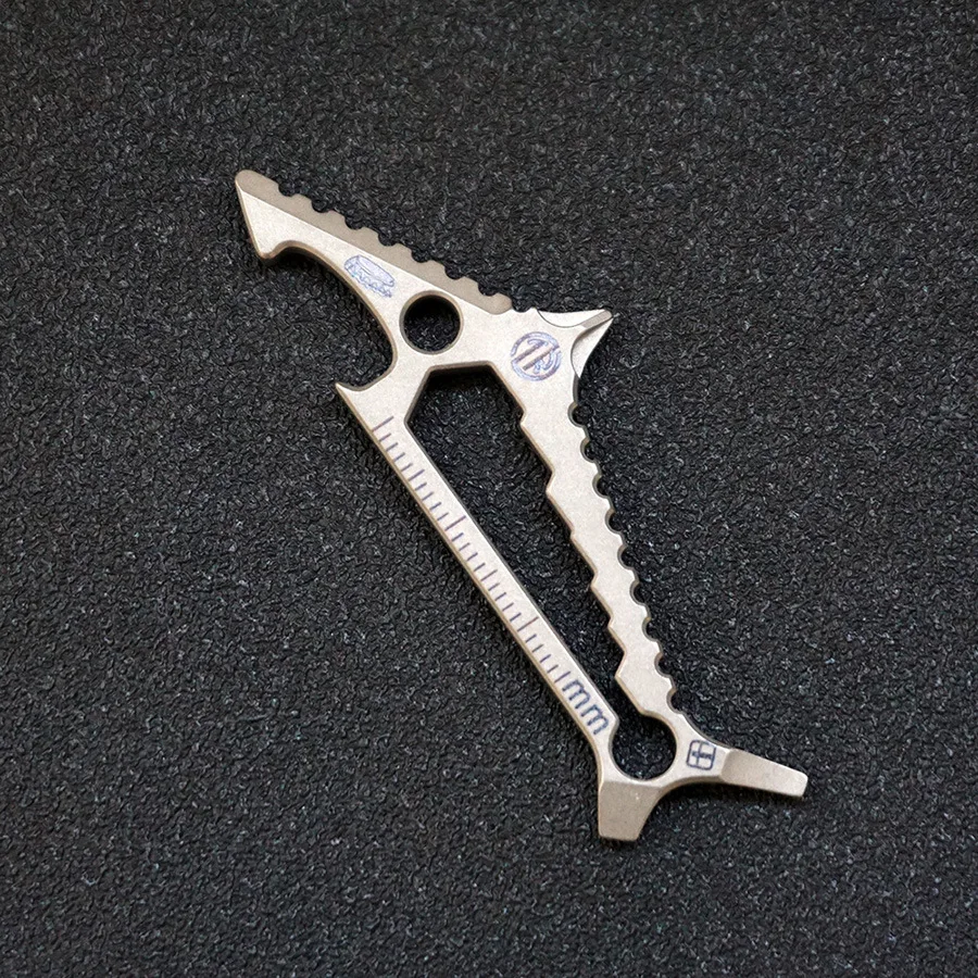 Mini outil multifonction en alliage de titane épuré – Image 5